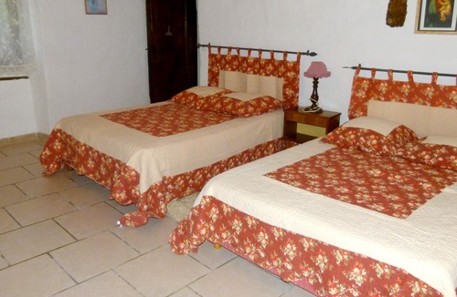 Ornezan Villa | Homerez - Spacious villa for 6 ppl. with swimming-pool and garden at Ornézan