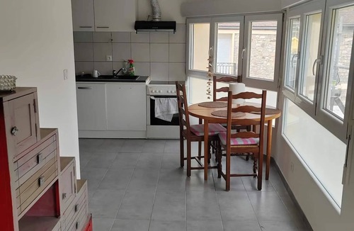 Ableiges Apartment | Homerez - Studio Abeliges