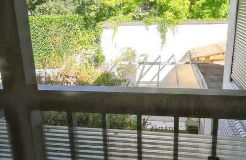 Sainte-Anne - Faubourg Noyon Apartment | Homerez - Studio Amiens, city centre.