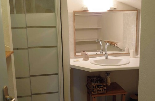 Duravel Apartment | Homerez - Studio, Duravel, pool.