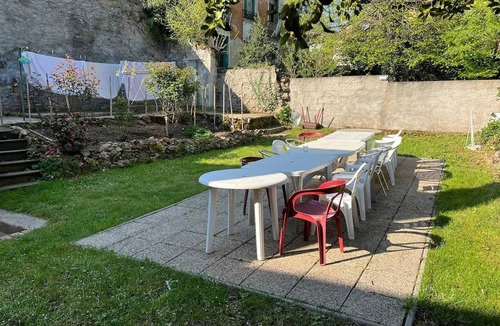 Neris-les-Bains Apartment | Homerez - Studio in Néris-les-Bains