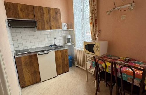 Neris-les-Bains Apartment | Homerez - Studio in Néris-les-Bains