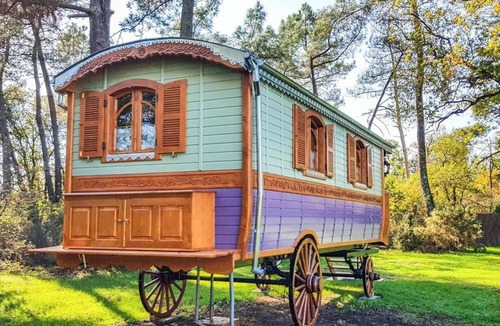 Bussac-Foret House | Homerez - Studio in Bussac-Forêt