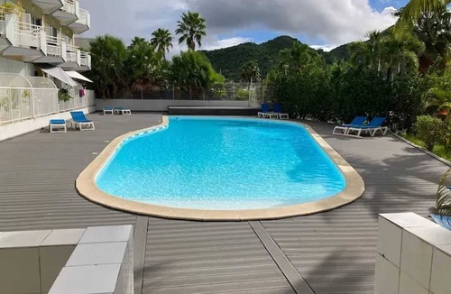 Marigot Apartment | Homerez - Studio Marigot Sea View