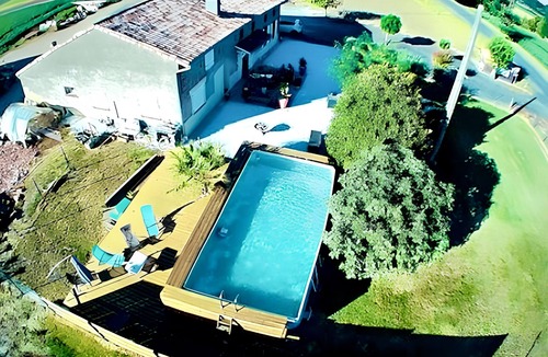 Saint-Jory Apartment | Homerez - Studio Saint-Jory, pool