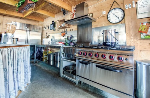 Sapogne-et-Feucheres Villa | Homerez - Villa in Sapogne-et-Feuchères