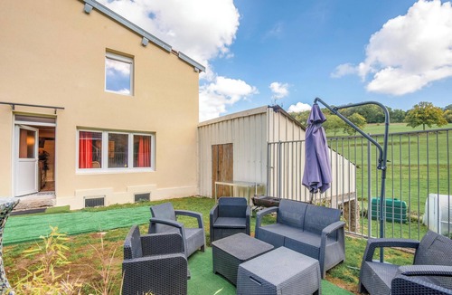 Sapogne-et-Feucheres Villa | Homerez - Villa in Sapogne-et-Feuchères