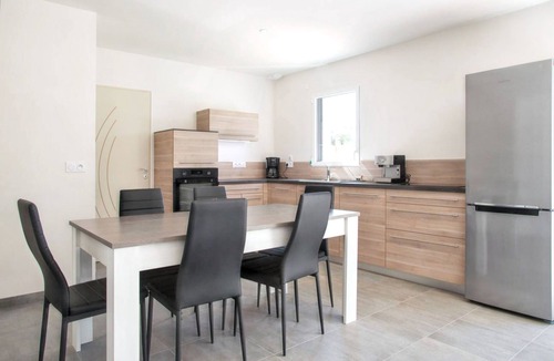 Saint-Jean-de-Monts Villa | Homerez - Villa in Saint-Jean-de-Monts