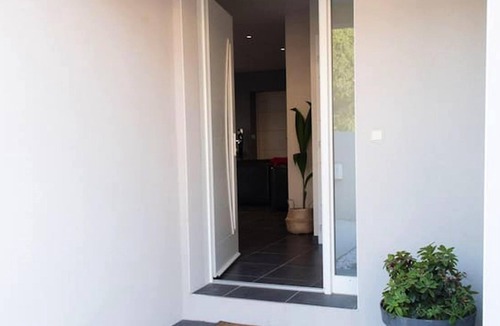 Lunel Villa | Homerez - Villa 18 km away from the beach for 8 ppl. with swimming-pool at Lunel