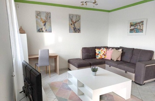 Saint-Nazaire Villa | Homerez - Villa for 8 ppl. with swimming-pool and garden at Saint-Nazaire