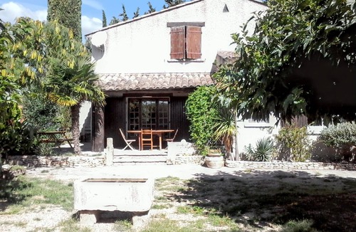 Cannes-et-Clairan Villa | Homerez - Villa Cannes-et-Clairan