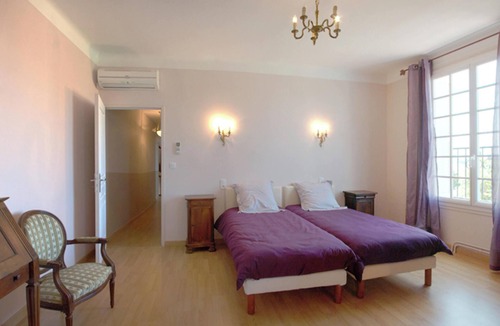 Ventenac-Cabardes Villa | Homerez - Villa in Ventenac-Cabardès