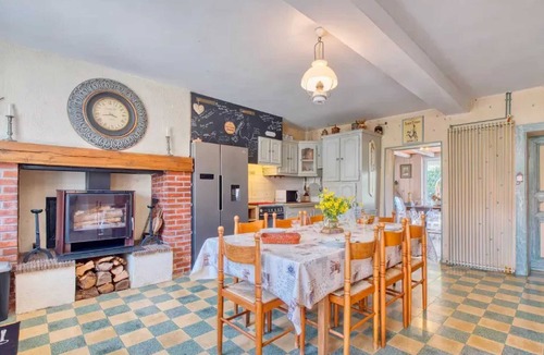 Bosset Villa | Homerez - Villa in Bosset, pool.