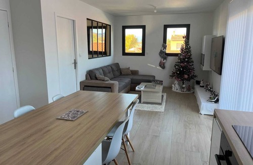 Millas Villa | Homerez - Villa in Millas, pool