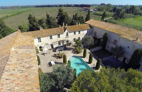 Saint-Gilles Villa | Homerez - Villa in Saint-Gilles with Pool