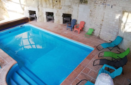 Ranton Villa | Homerez - Villa Ranton