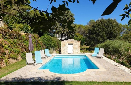 Saint-Nazaire Villa | Homerez - Villa With swimming pool