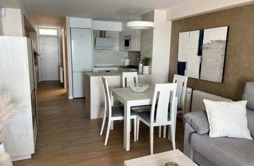 La Pineda Apartment | Homes & Go Bell Raco Deluxe V