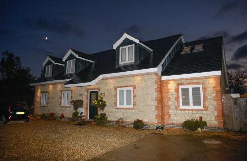 Silverstone Bed & Breakfast | Homeside B&B