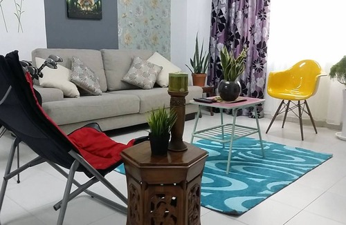 Taman Desa Tebrau House | Homestay AEON Desa Tebrau
