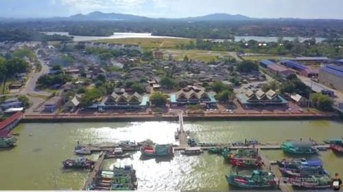 Kampung Leban Apartment | Homestay Arysha Dhalia