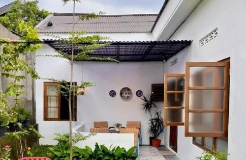 Makassar House | HomeStay Bangau