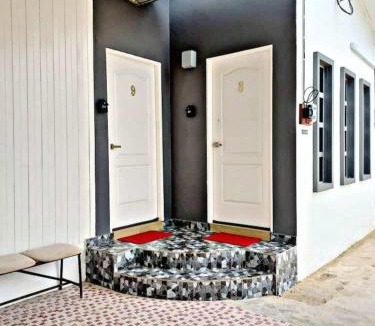 Kampung Ulu Takir House | Homestay Bonda