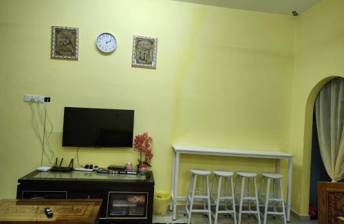 Serom House | Homestay Cempaka Bukit Kangkar