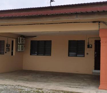 Kuantan House | Homestay Che Wan Dua