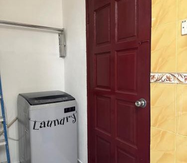 Kampung Naga House | Homestay CikYam