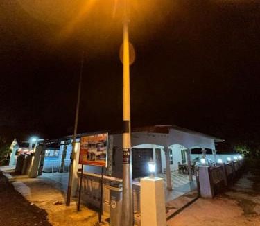 Mersing House | Homestay D Makmur UNIT 1