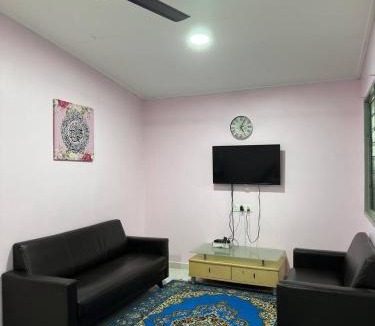 Mersing House | Homestay D Makmur UNIT 2