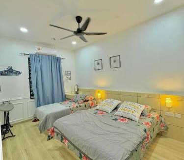 Seri Manjung House | Homestay DEEDORA