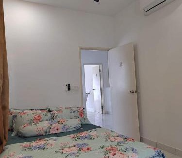 Pasir Gudang House | Homestay Greenway