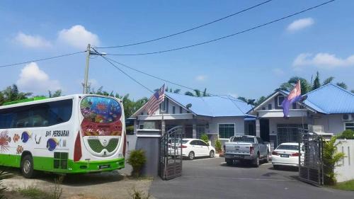 Parit Raja Apartment | Homestay Hj Esmon Parit Raja UTHM