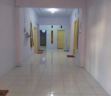 Kalipuro Apartment | homestay