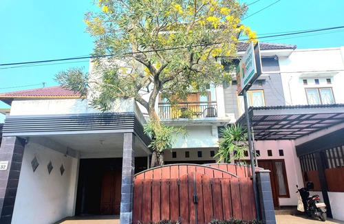 Central Yogyakarta Villa | Homestay Jogja dekat Malioboro by Simply Homy
