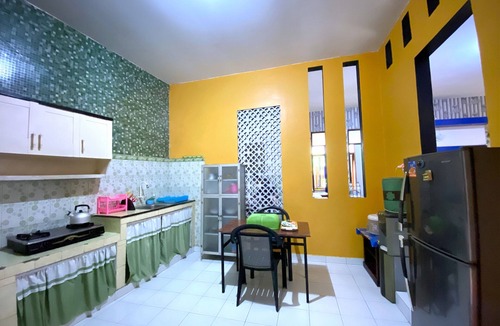 Ngaglik House | Homestay Jogja Dekat UII By Simply Homy