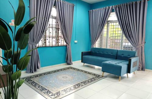Chukai Villa | Homestay Kemaman Private Pool Fyna
