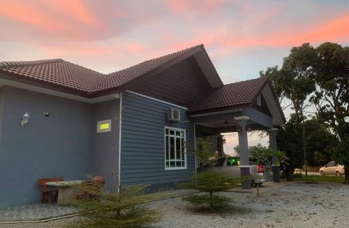 Kampung Ru Muda House | Homestay Maznor