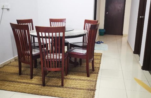 Sungai Baru Tengah House | Homestay MdmMai Private Pool