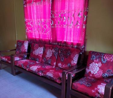 Changlun House | Homestay Naimah