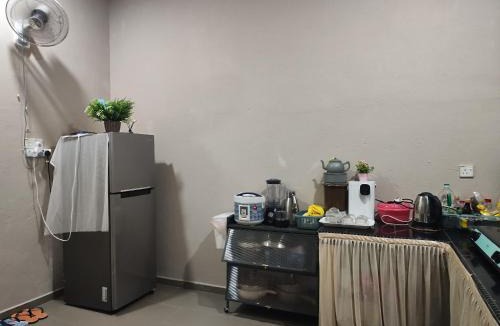 Taman Sri Cempaka House | Homestay Norzul