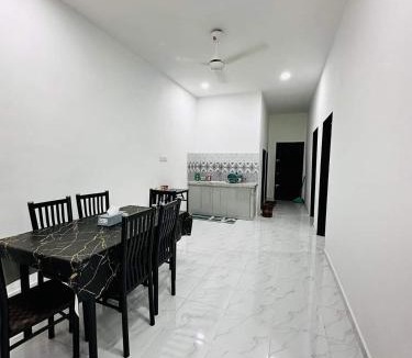 Kampung Mengkuang House | Homestay Nurwan