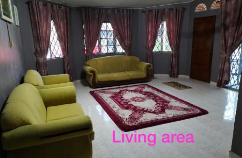 Seremban House | HOMESTAY OMAK AYAH