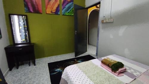 Parit Buntar House | Homestay Opah Parit Buntar, Perak