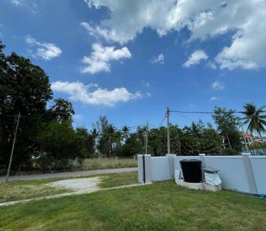 Kampung Badang House | Homestay PCB Villa MamaKaya