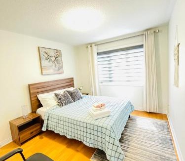 Whitby House | Homestay- private room and bathroom