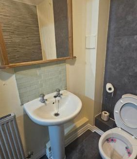 Waltham Abbey House | Homestay Special