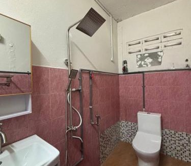 Kota Bharu Ski Chalet | Homestay Sri Redang